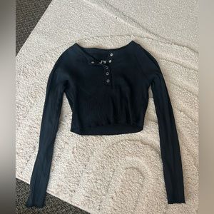 Pacsun black cropped long sleeve, size xs